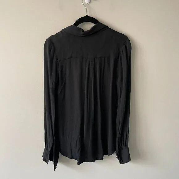 Aritzia Wilfred Tulum Button Front Collared Long Sleeve Casual Blouse Black XXS - Picture 3 of 8